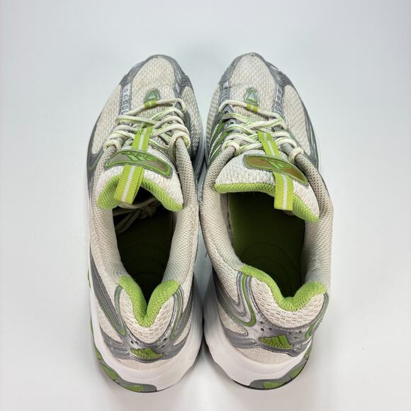 Adidas Boost Green White Lightweight Lace Up Running Shoes 772347 Womens Size 10 - Picture 6 of 10